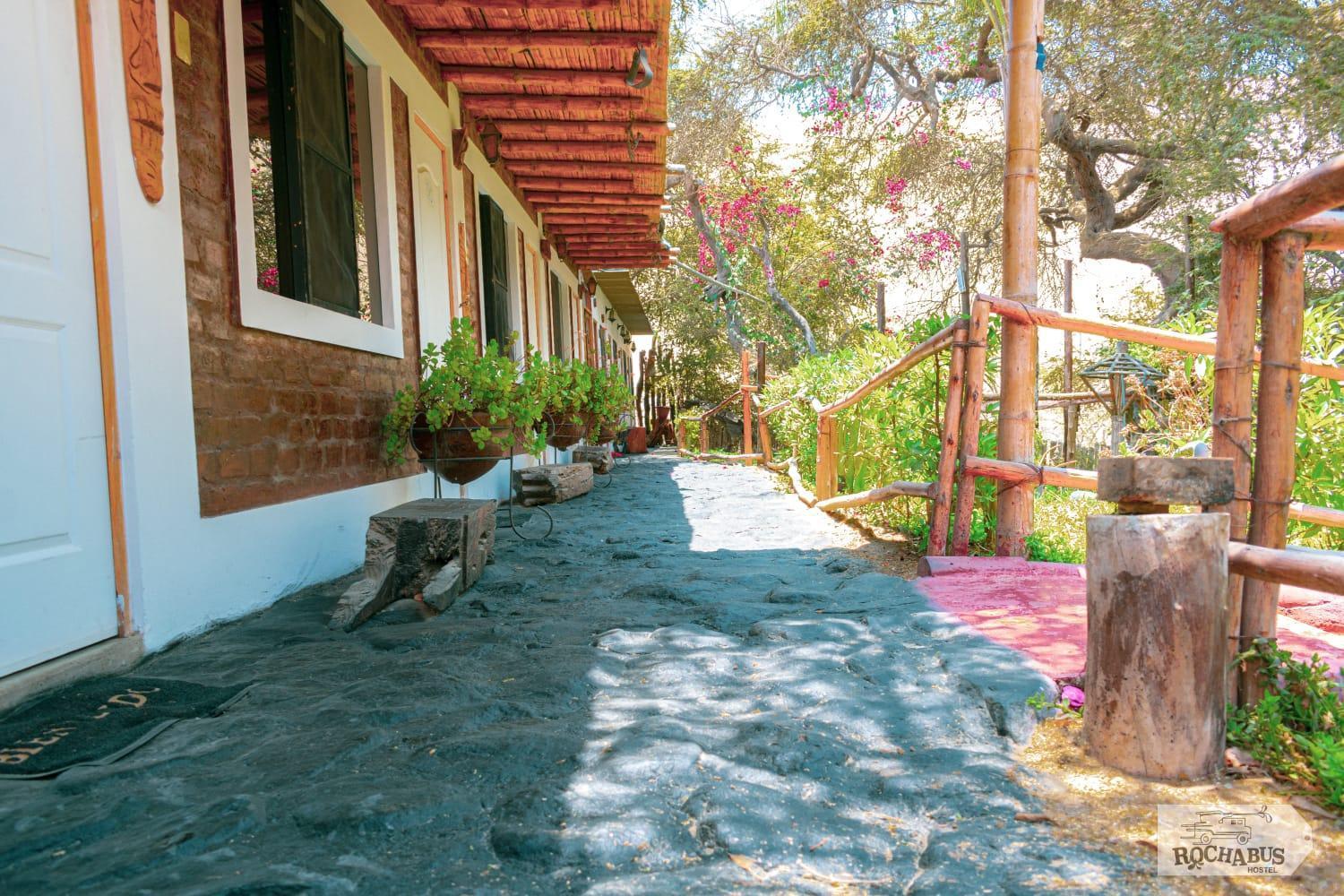 Rochabus Hotel Ica Bagian luar foto
