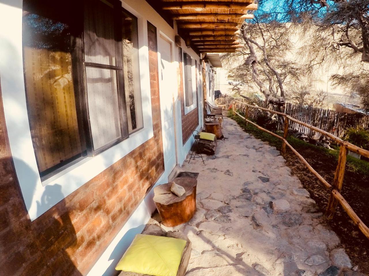 Rochabus Hotel Ica Bagian luar foto